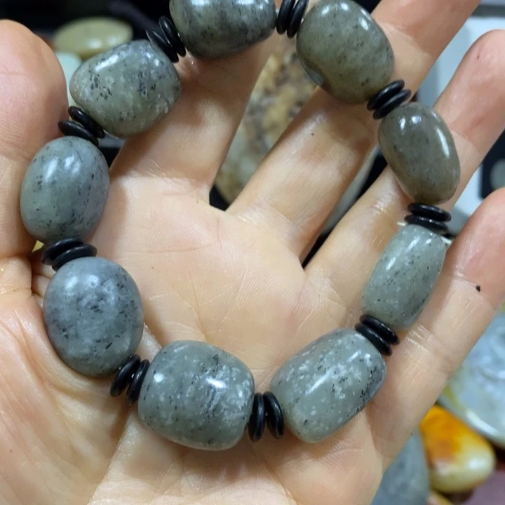 未镶嵌和田玉（糖玉）挂件