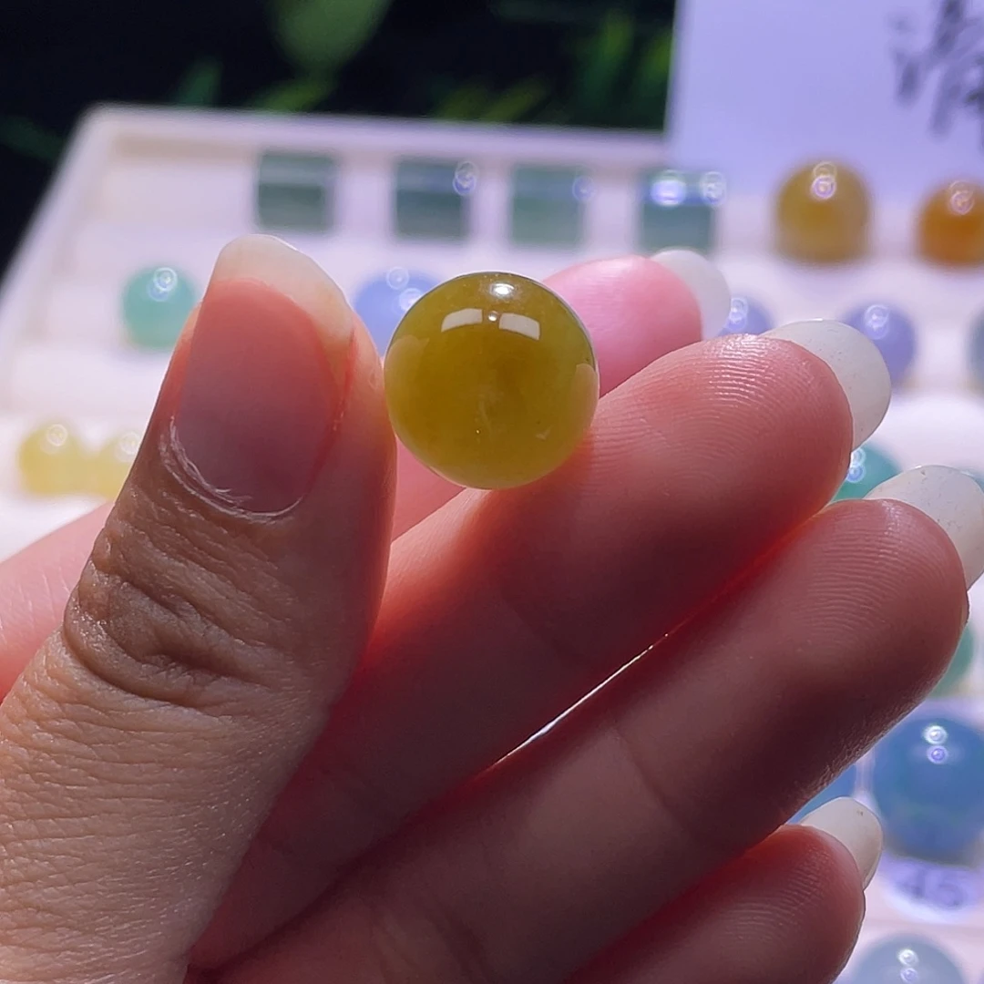 翡翠散珠缅甸翡翠a货卡13+