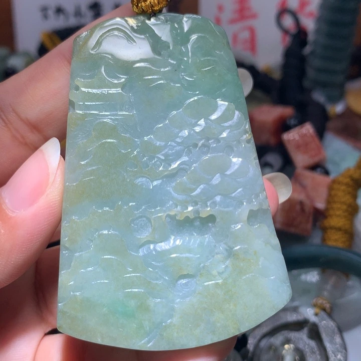 翡翠未镶嵌颈饰保真天然A货翡翠