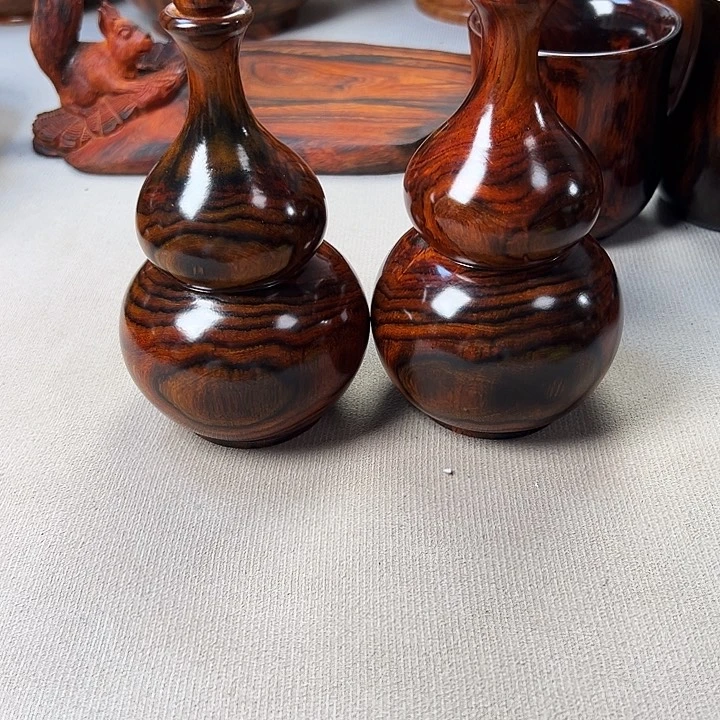 懿*轩老挝大红酸枝葫芦一对