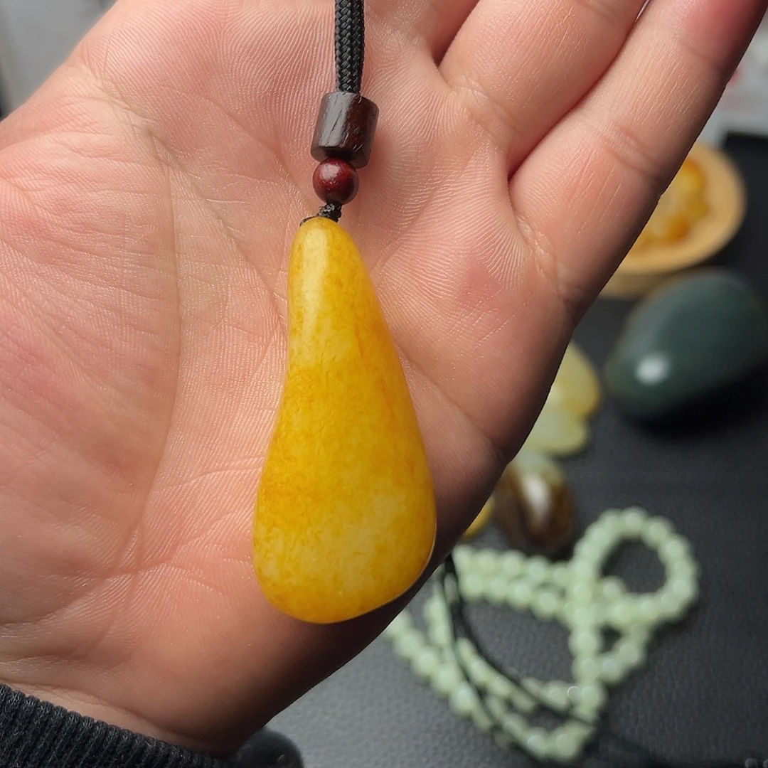 和田玉未镶嵌手串