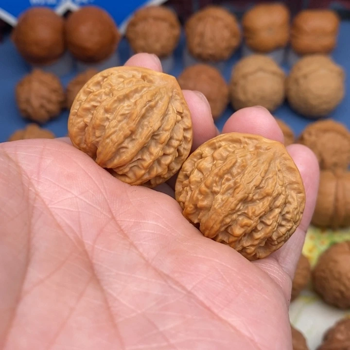 文玩核桃吊坠…………