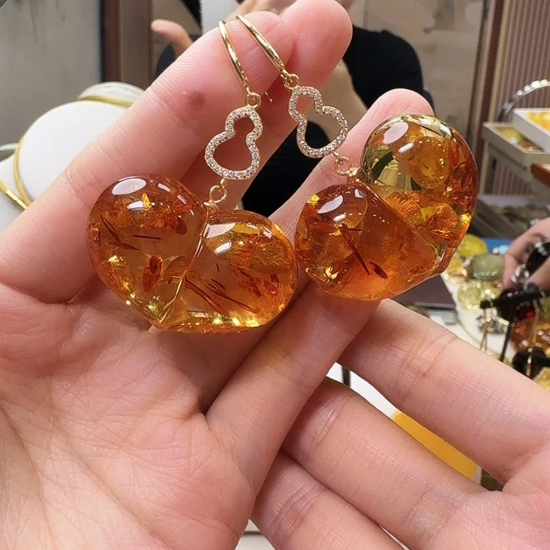 琥珀未镶嵌颈饰耳坠