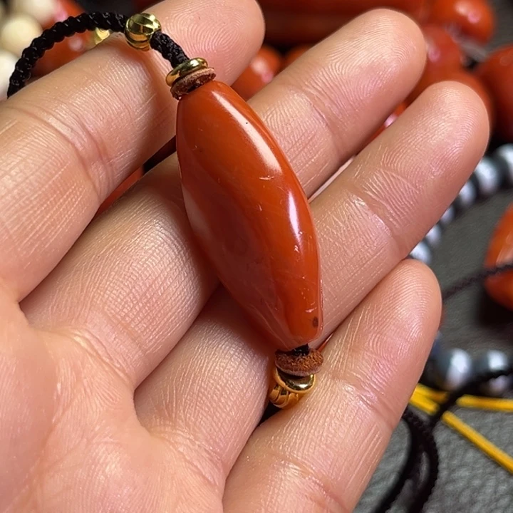 颈饰琉璃新*客琉璃………..