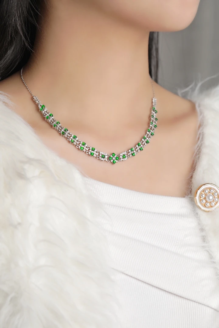 天然A货翡翠蛋面套链S925银镶嵌满绿色多蛋面设计项链延长链可调