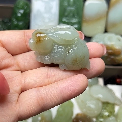 颈饰未镶嵌和田玉