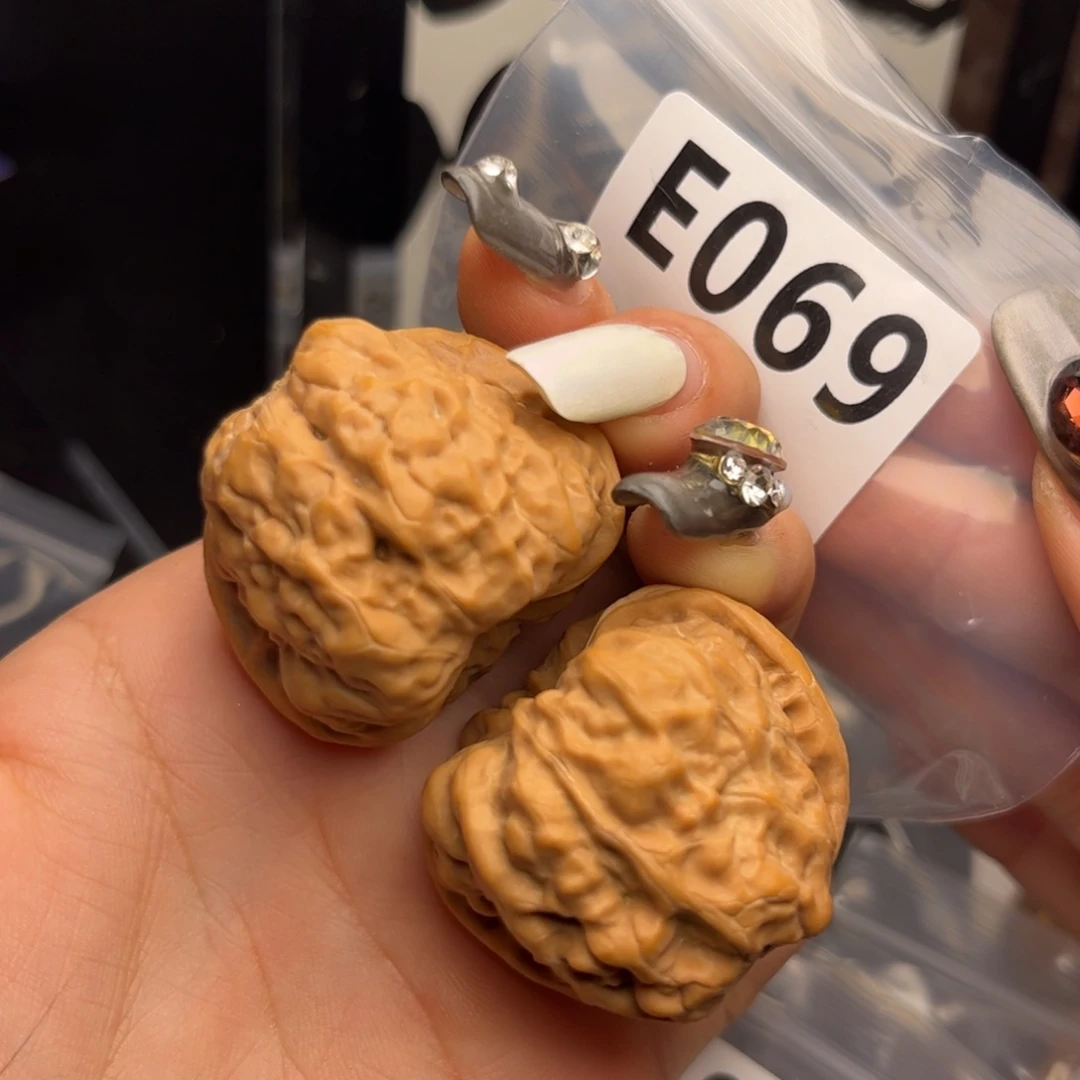 文玩核桃把件放漏38