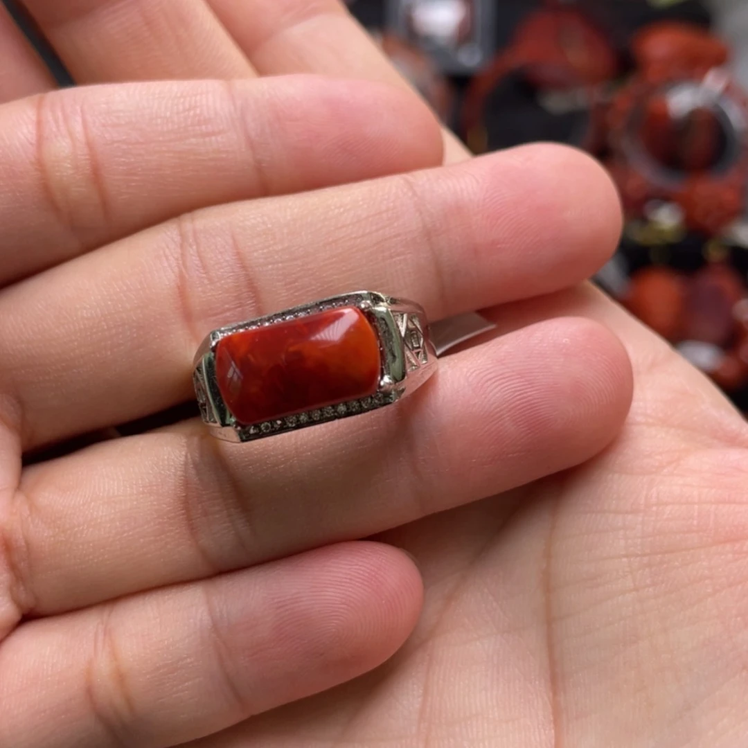 【闪购商品】银S925镶嵌火焰纹马鞍戒指南红玛瑙