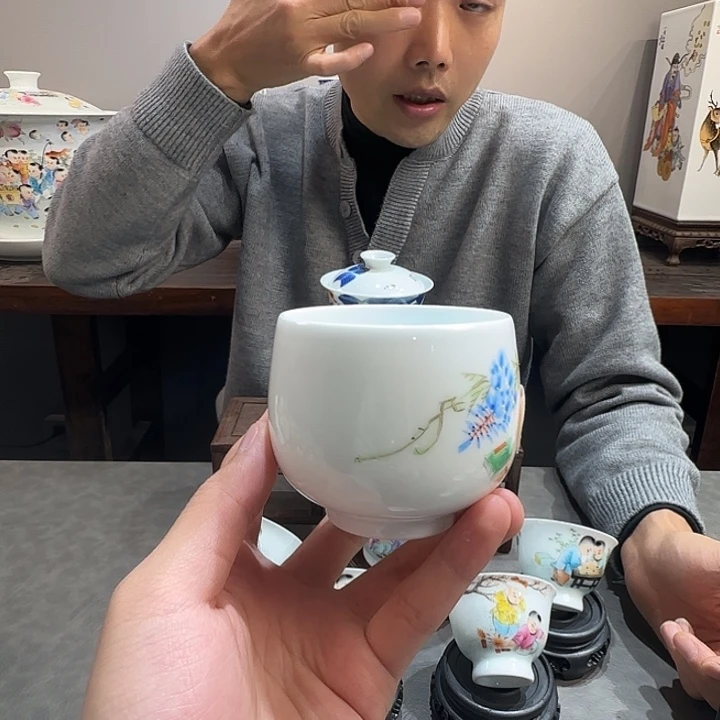 景德镇陶瓷艺术品