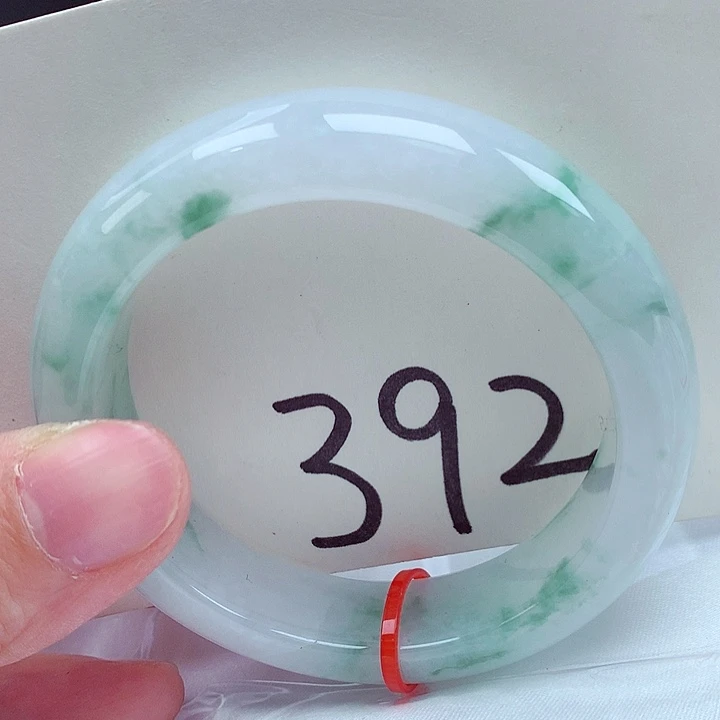 翡翠未镶嵌手镯翡翠