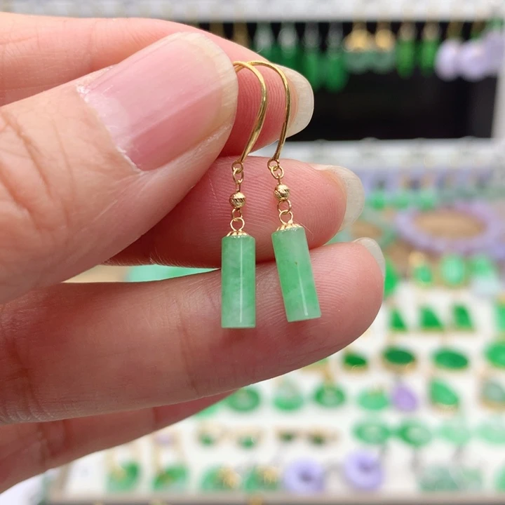 翡翠18K金镶嵌耳饰