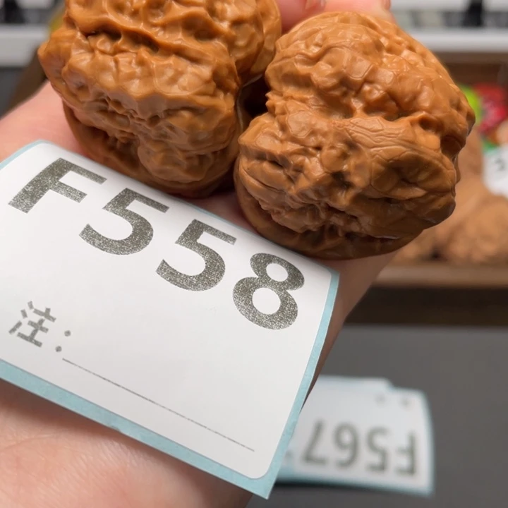 把件文玩核桃肌肉蛙红皮40 43 35