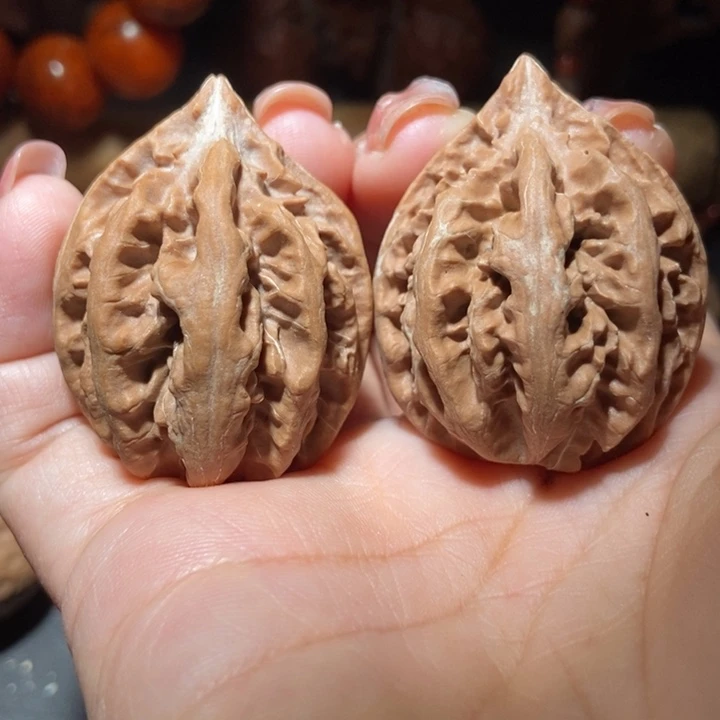 把件文玩核桃东北楸子小雪9