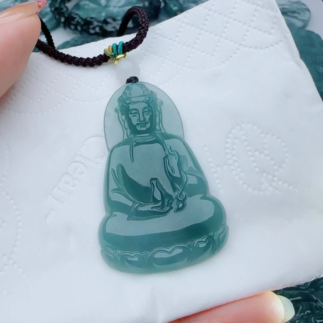 翡翠未镶嵌颈饰多样性发货天然的A货翡翠