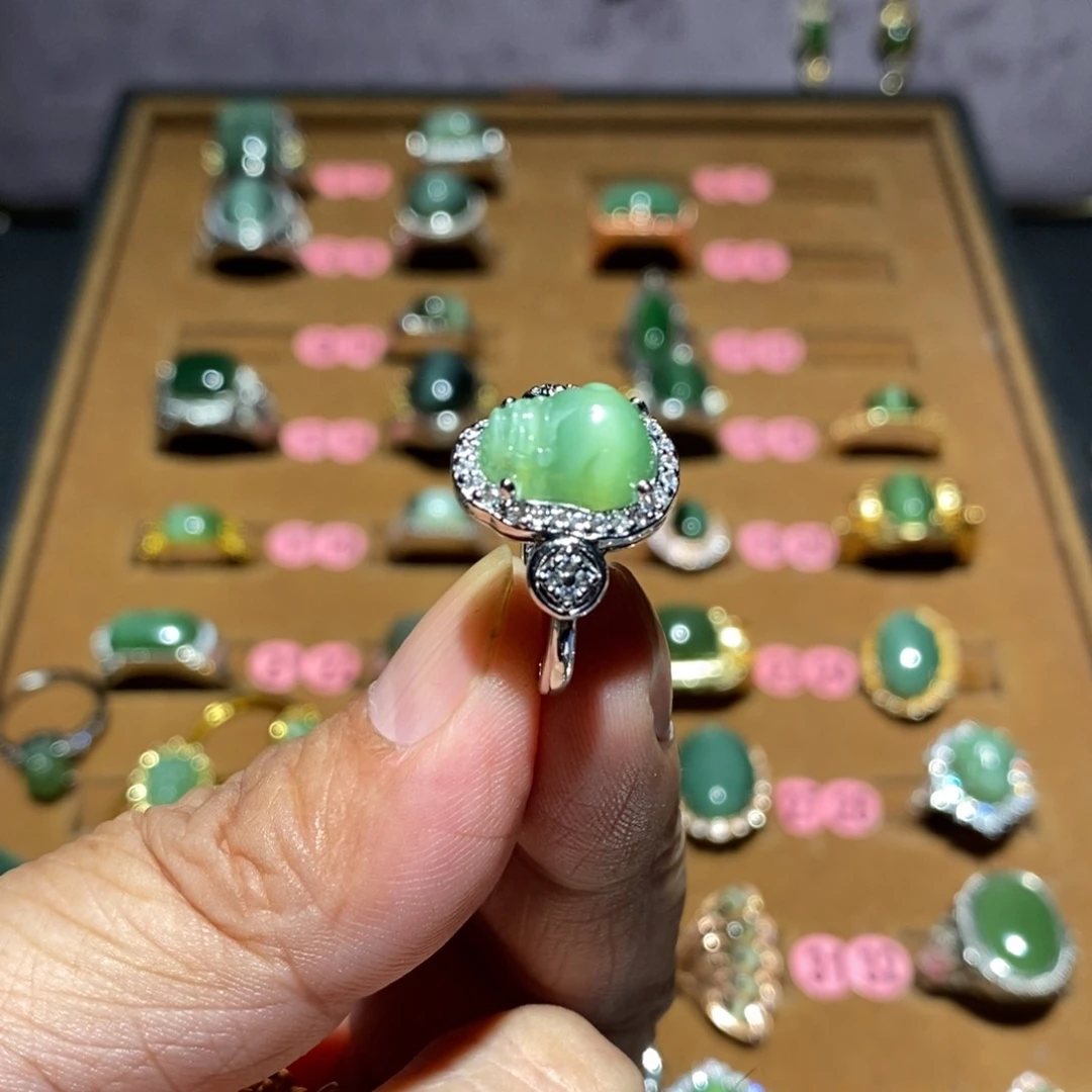 和田玉（碧玉）戒指未镶嵌