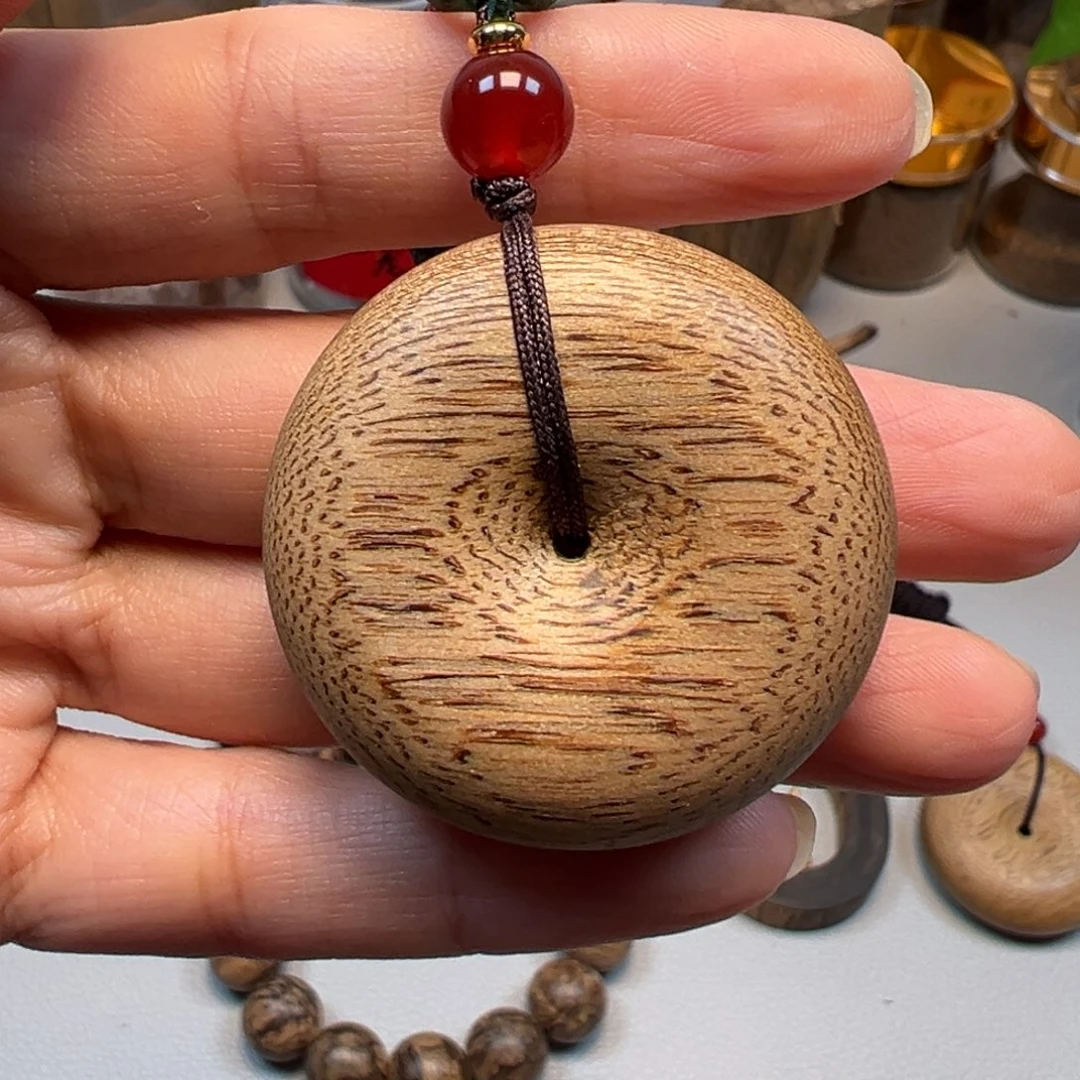 沉香碎屑沉香西马平安扣 5克