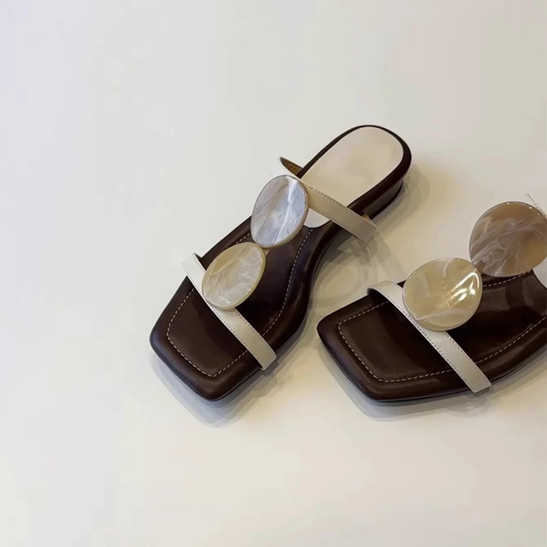 2025夏季小众法式一字凉拖鞋女外穿露趾方头气质罗马鞋平底沙滩鞋