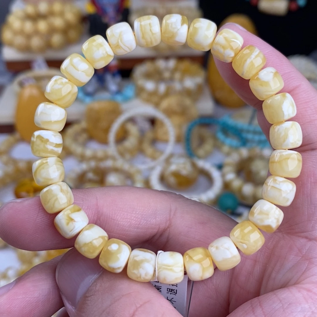 蜜蜡未镶嵌手链瓷白透底虎皮纹8.3mm