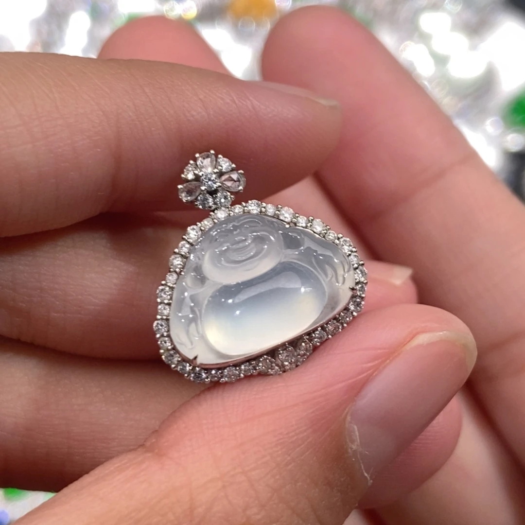 翡翠18K金镶嵌颈饰天然缅甸A货翡翠