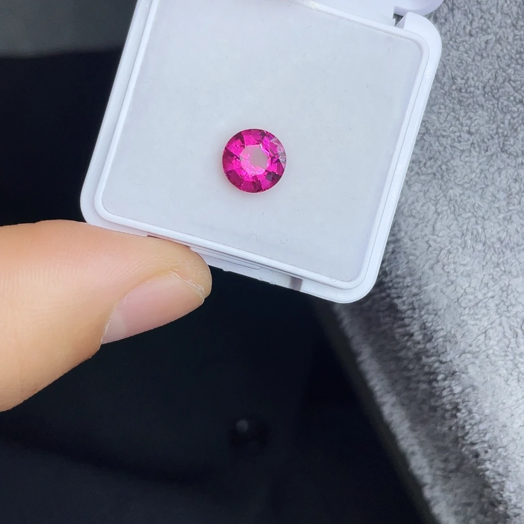 裸石碧玺未镶嵌卢比来2Ct