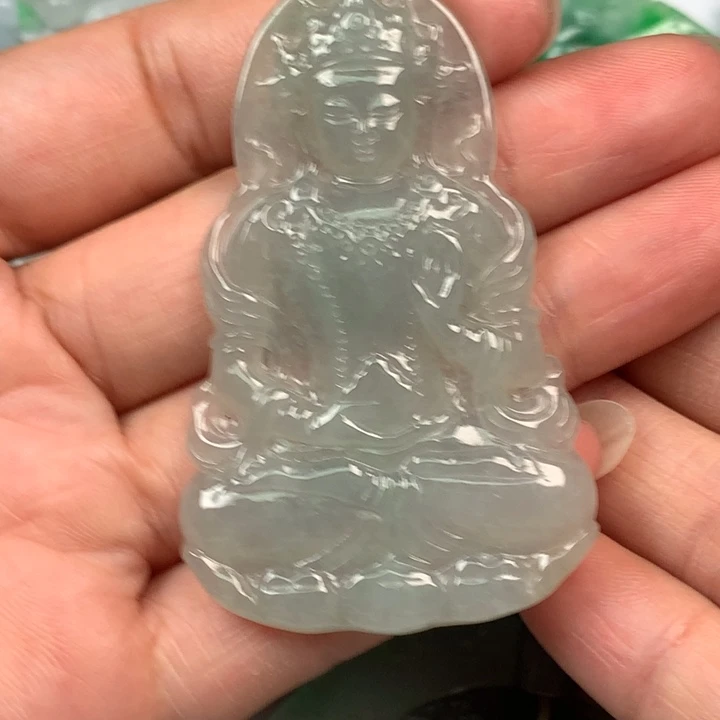 翡翠未镶嵌颈饰奇*翡翠