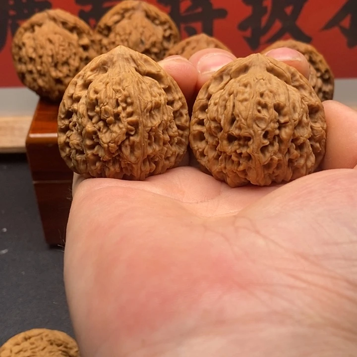 Z***、文玩核桃把件南疆哈哈哈哈哈哈哈