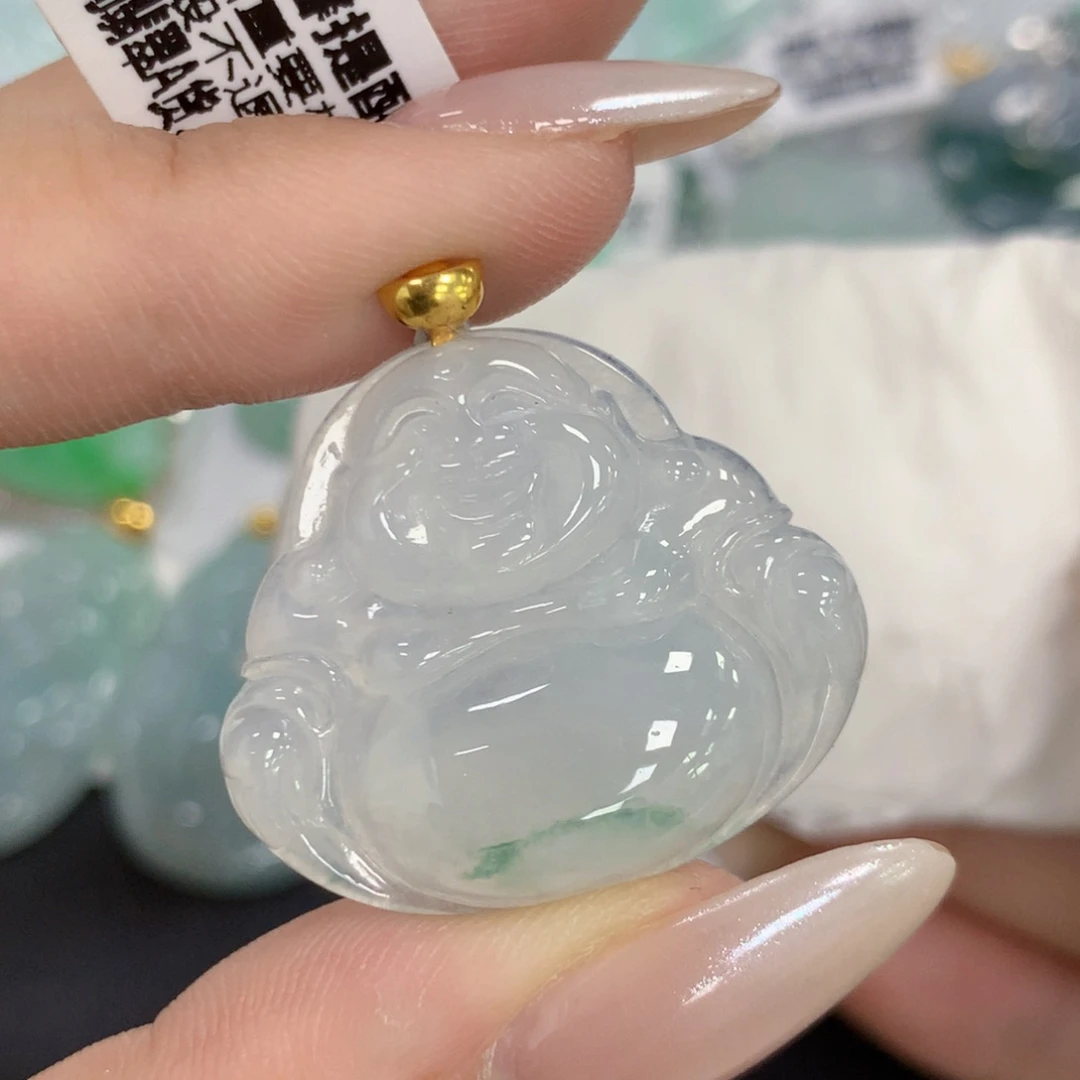 颈饰18K金镶嵌翡翠