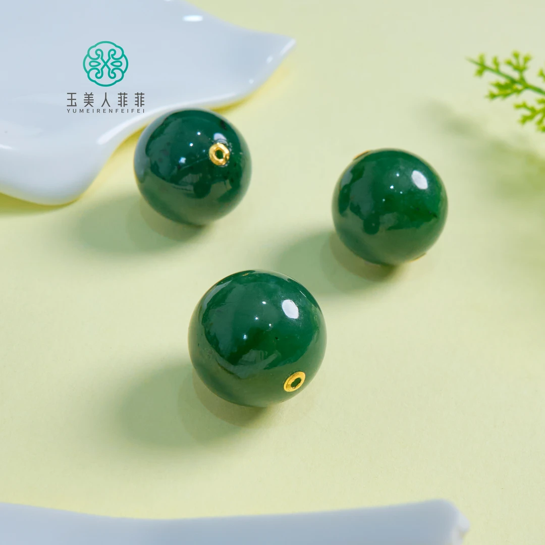 菲菲珠宝好*18K和田玉路路通吊坠约18mm/多样性发一