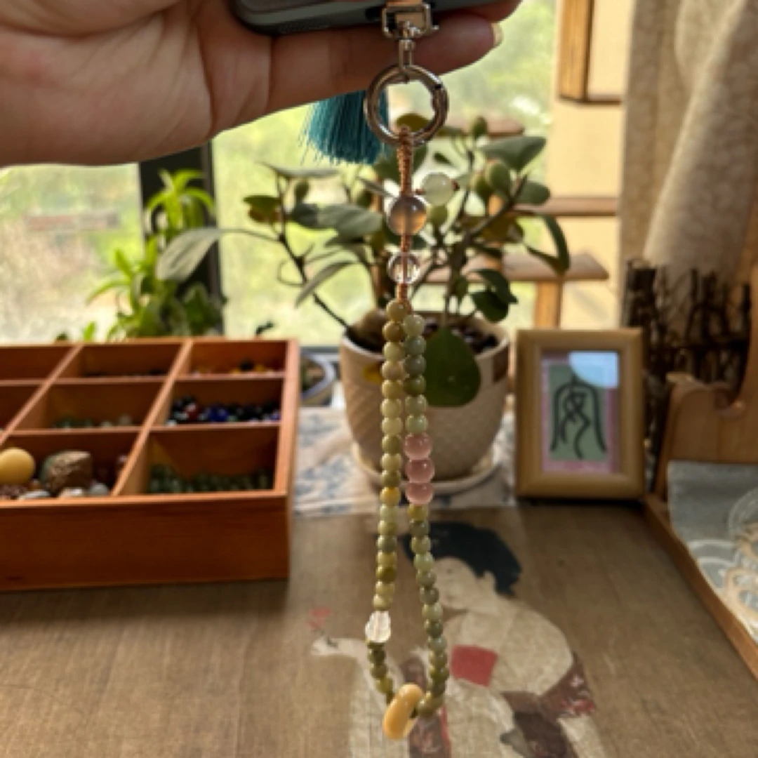 掌柜原创耐磨串珠手机链手腕挂防丢手机精致玉石手机链