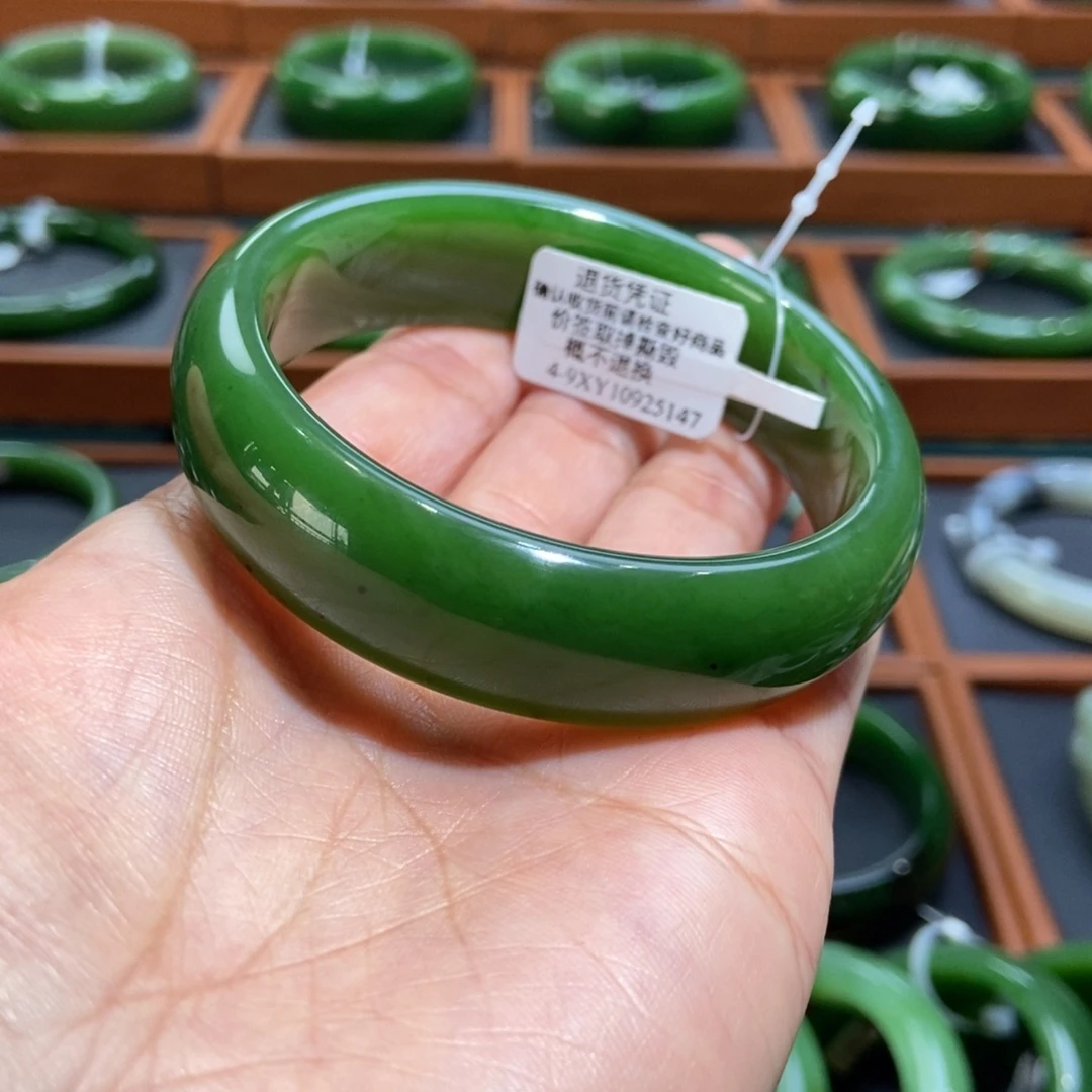 和田玉（碧玉）未镶嵌手镯俄碧红皮果阳绿58.4