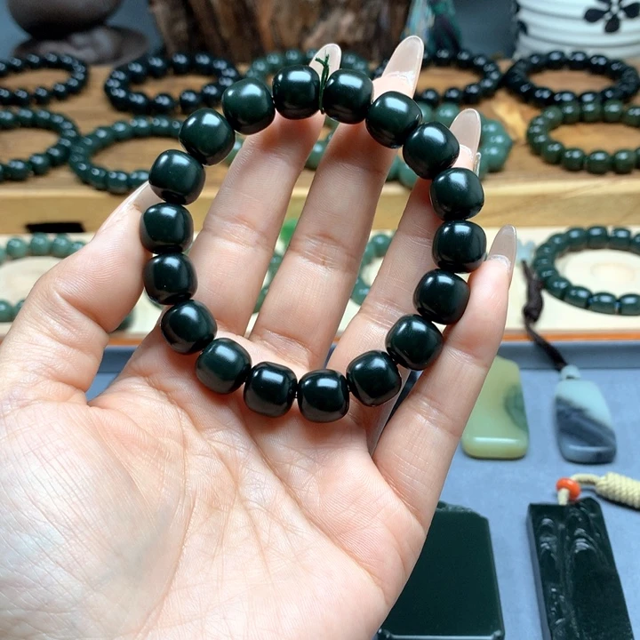 和田玉（青玉）手链未镶嵌