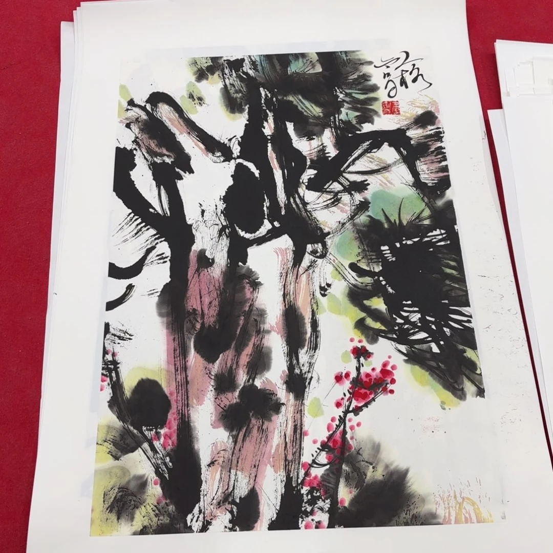 沉***今国画花鸟等图案和造型各有