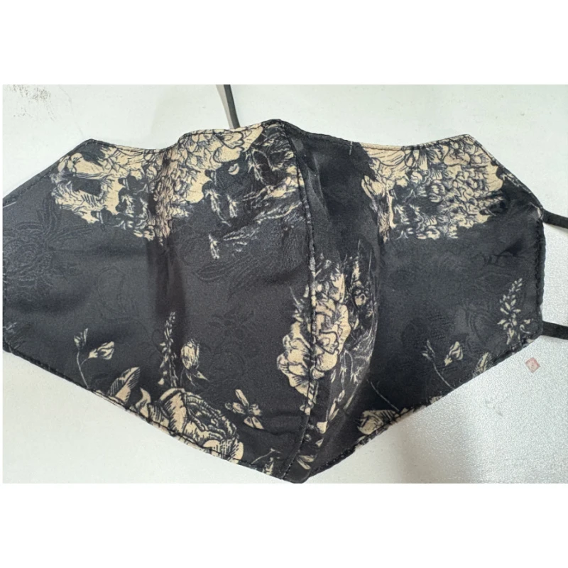 KZ 18（黑白玫瑰）面罩