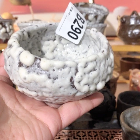 木有一点点的小姐姐