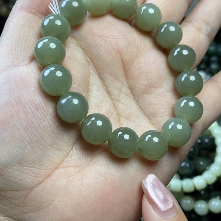 颈饰未镶嵌和田玉卡12