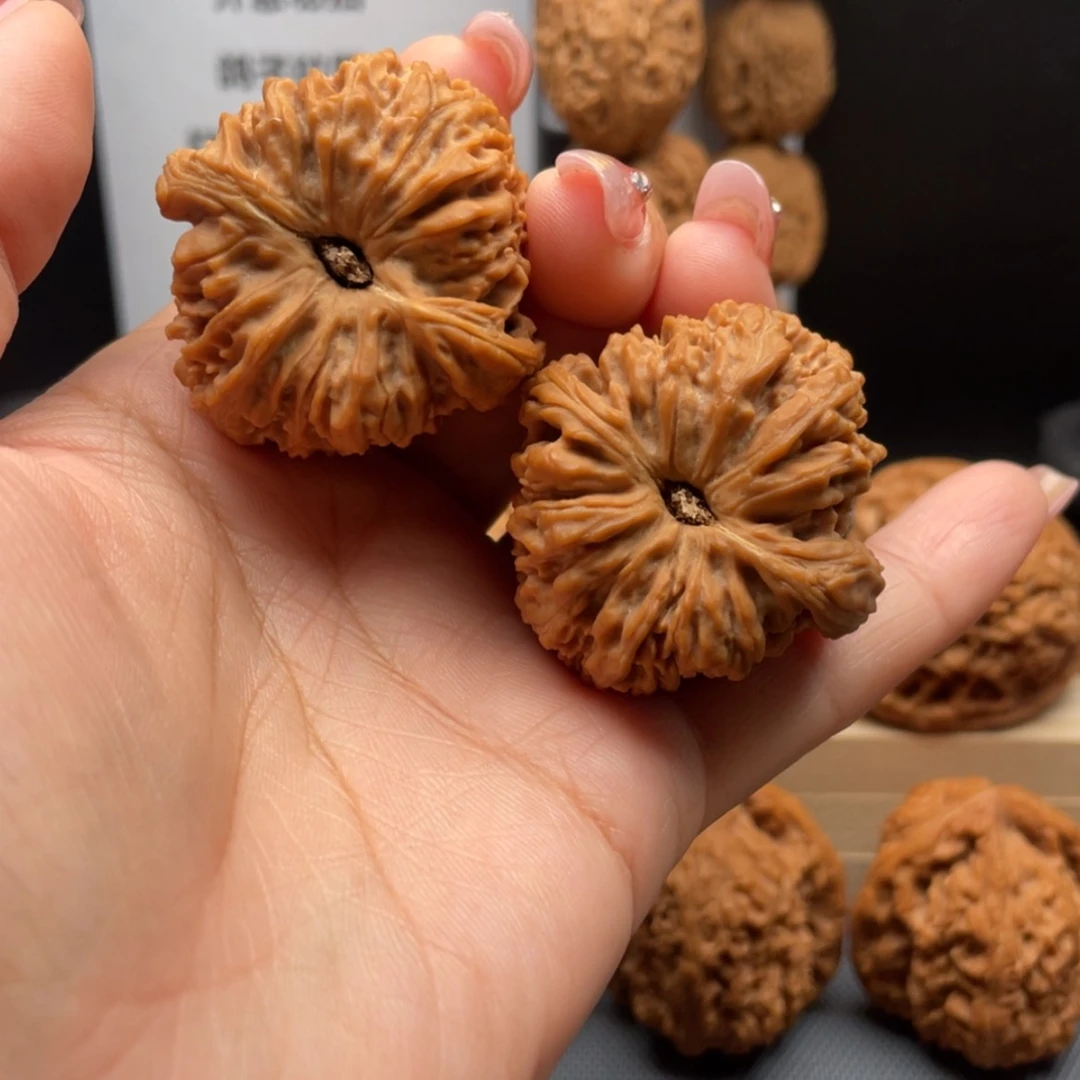 【闪购商品】文玩核桃吊坠瑞***理22号窝头高炮
