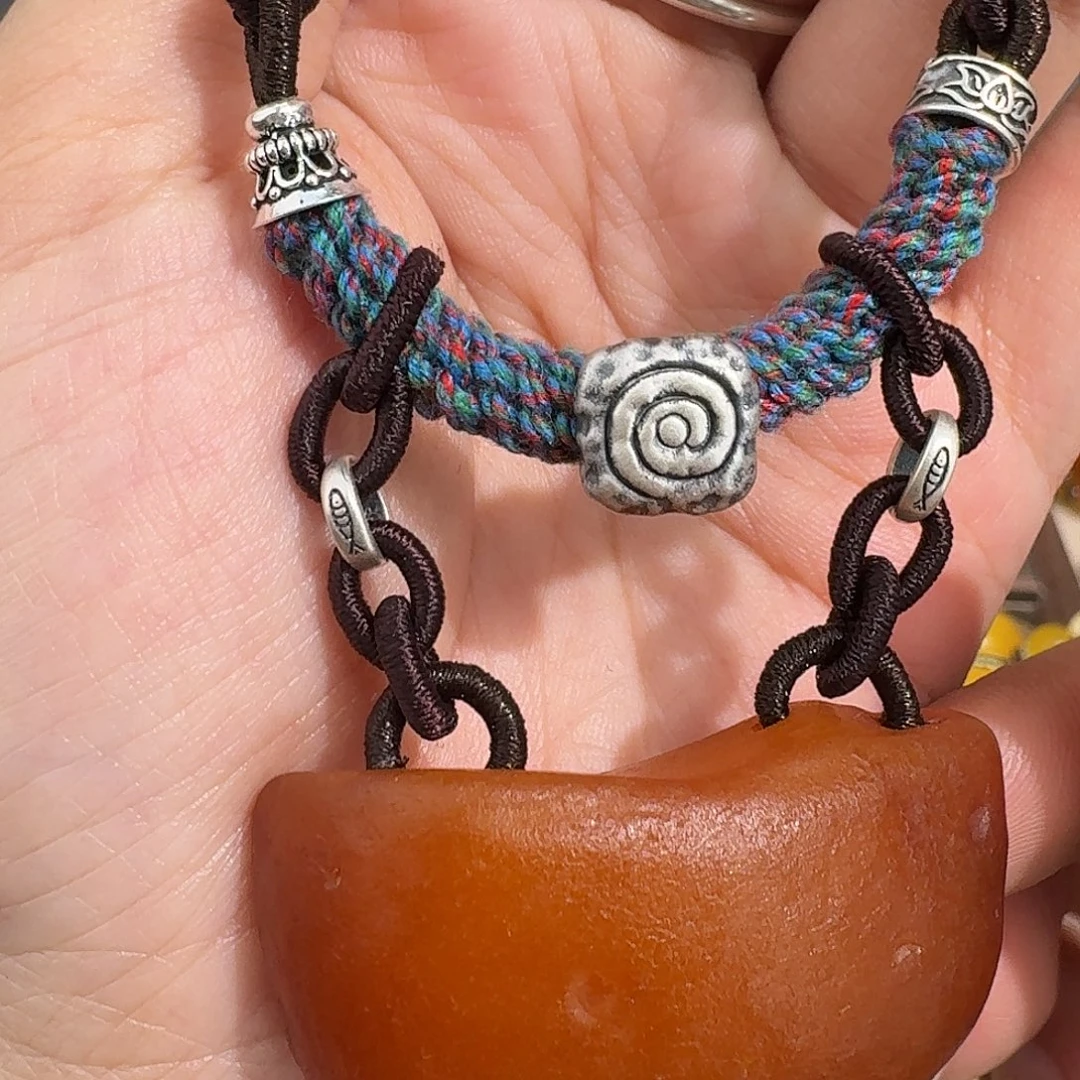 你***来裸石琥珀未镶嵌你