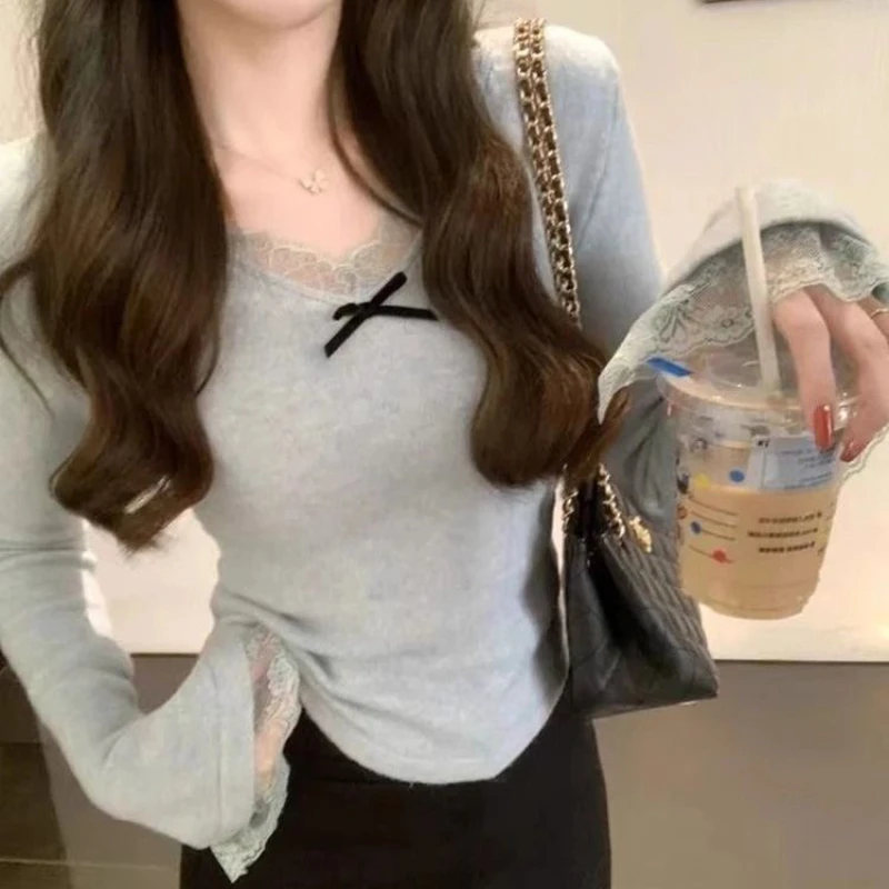 法式小香风蕾丝花边v领德绒女秋冬纯欲风显瘦修身内搭纯欲上衣