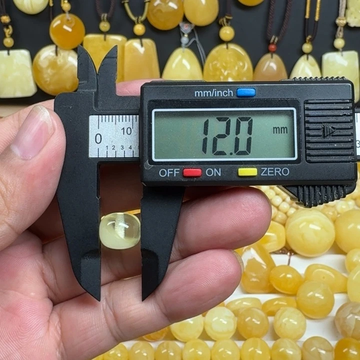 蜜蜡未镶嵌珠宝奇石半山半水老型