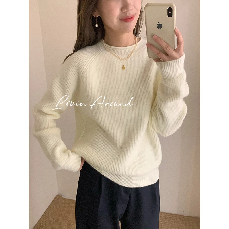 LOVIN AROUND【软糯糯】针织厚款圆领白色小众短款显瘦宽松毛衣