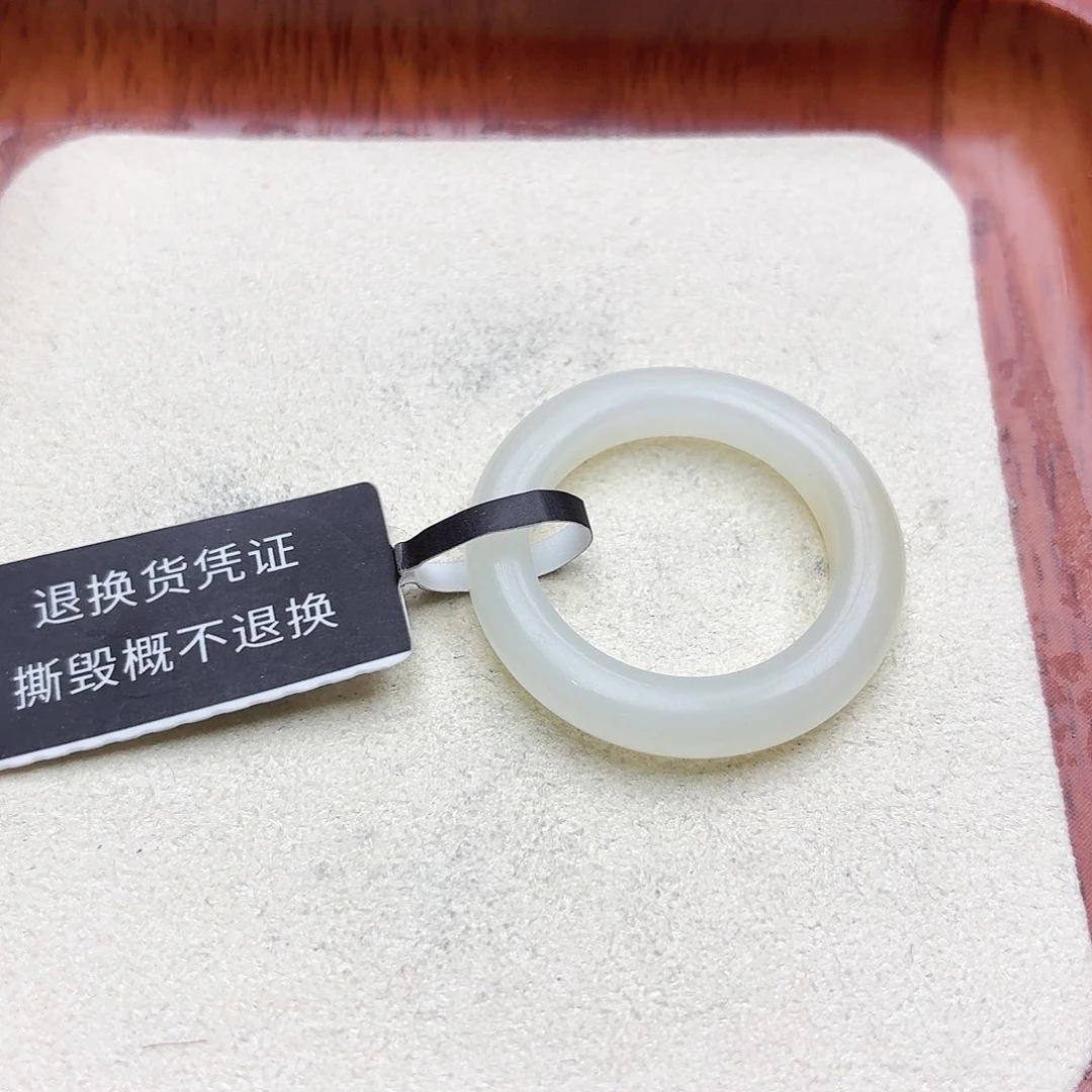 ****～未镶嵌戒圈和田玉17号