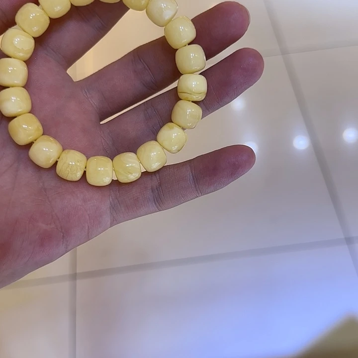手链琥珀未镶嵌S****s蜜蜡