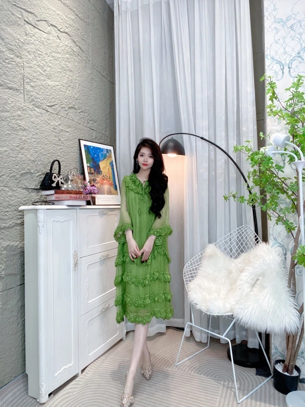 Bikamo/比卡陌早春新款拼接立体装饰长袖桑蚕丝真丝连衣裙Y2458绿