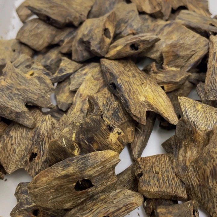 沉香沉香碎屑香**毒流油王块料153g