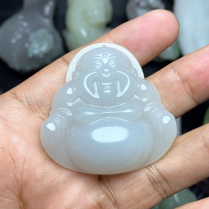 颈饰未镶嵌和田玉