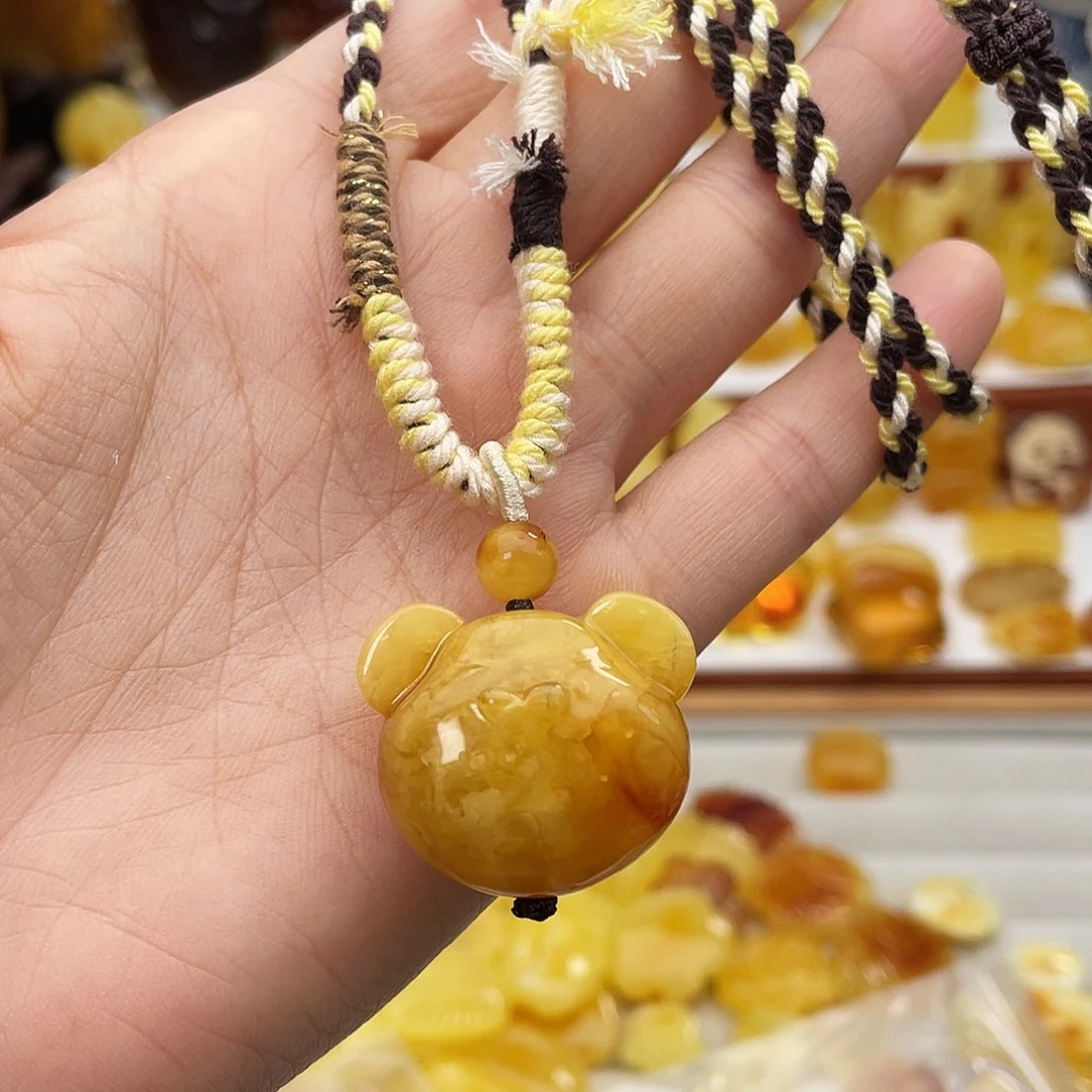 琥珀未镶嵌吊坠(赠链)