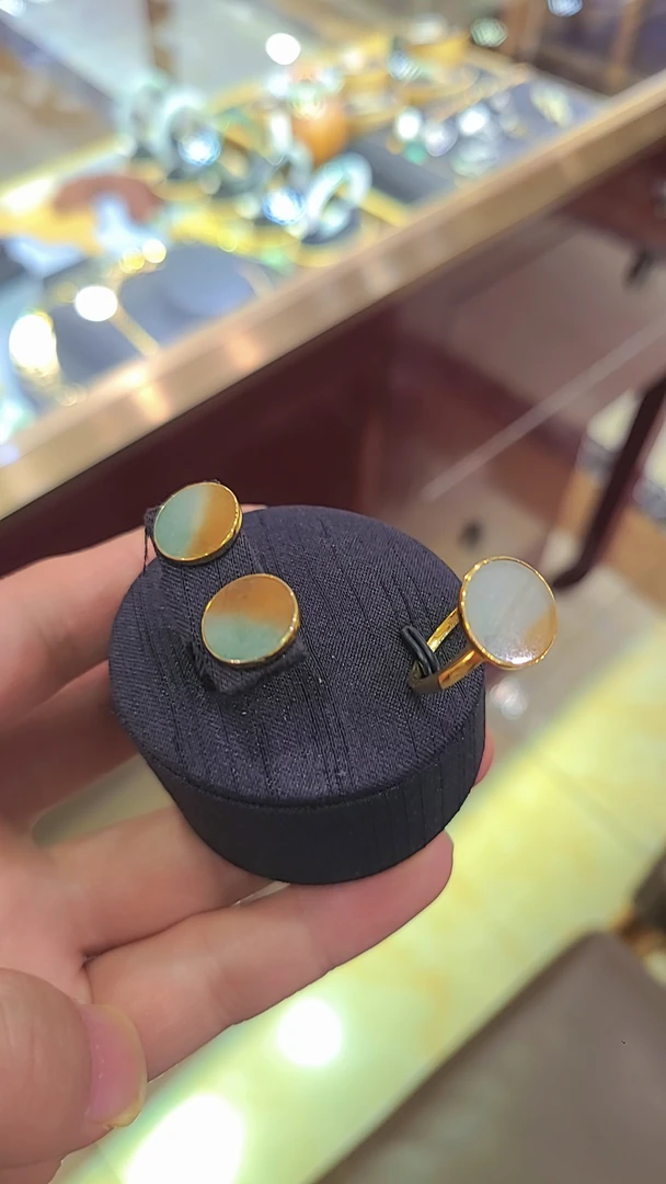 翡翠耳钉一套时尚中古