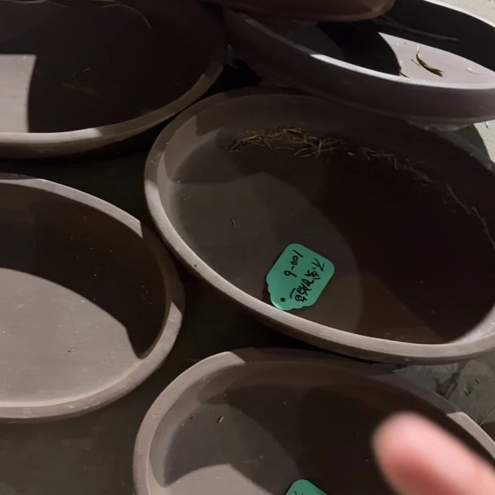 紫砂花盆100-6。