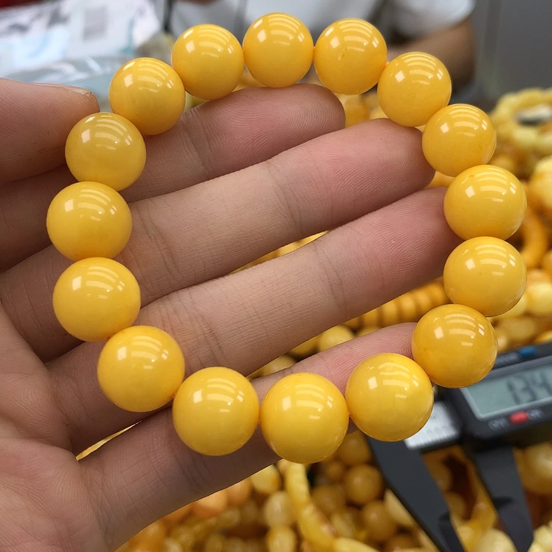 蜜蜡未镶嵌珠宝奇石
