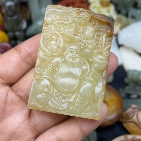 蛇纹石玉颈饰未镶嵌120